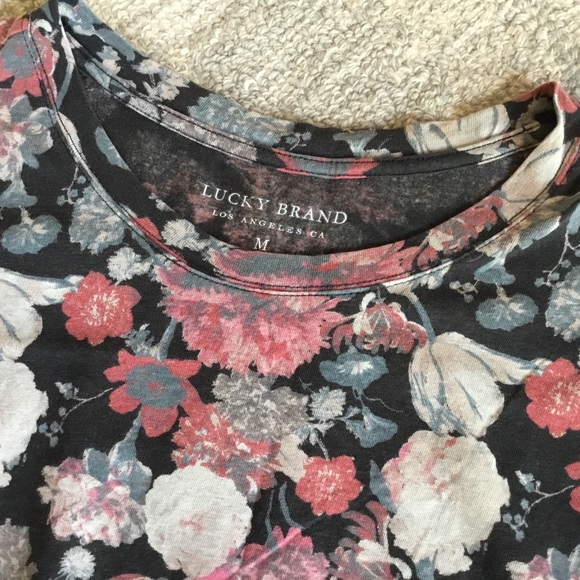 Lucky Brand Tee - Picture 3 of 3